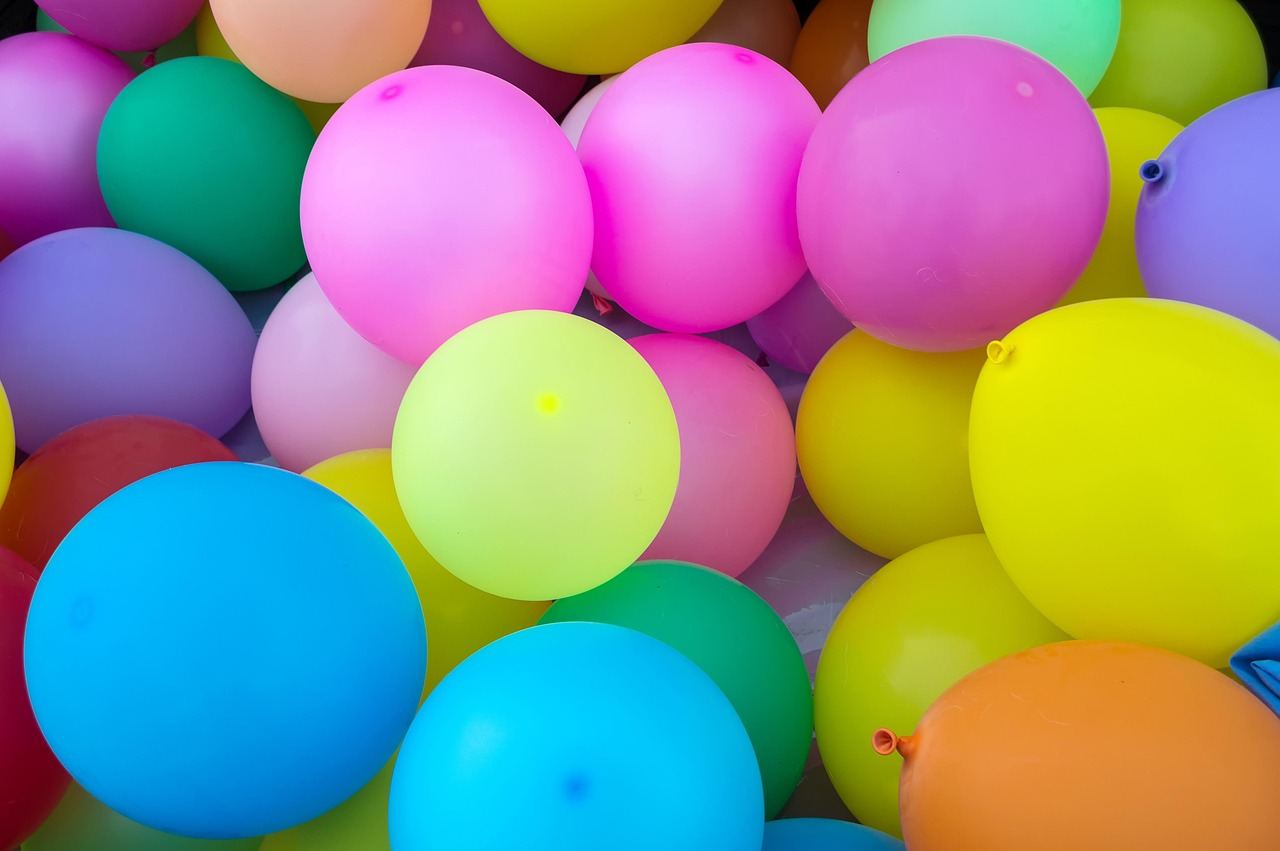 Kids birthday party balloons